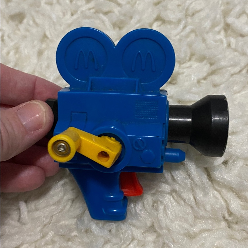 McDonald’s happy meal toy vintage 1993 “making movies” movie camera ¥